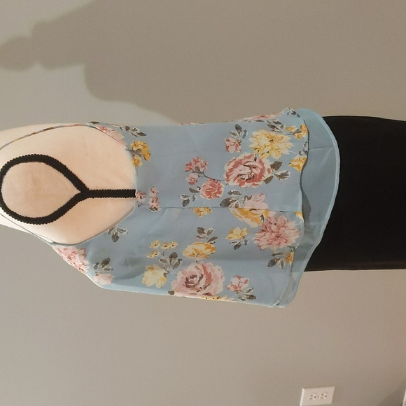 ✨Aeropostale Floral Tank Top - Size S - Picture 3 of 7